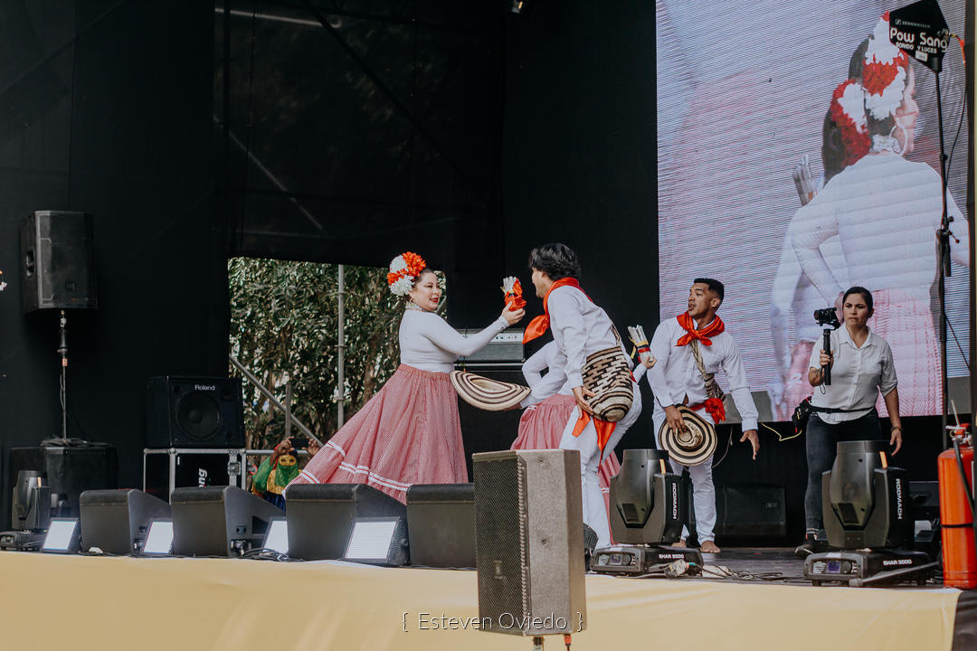 Celebración de los 213 años de independencia de Colombia en Lima