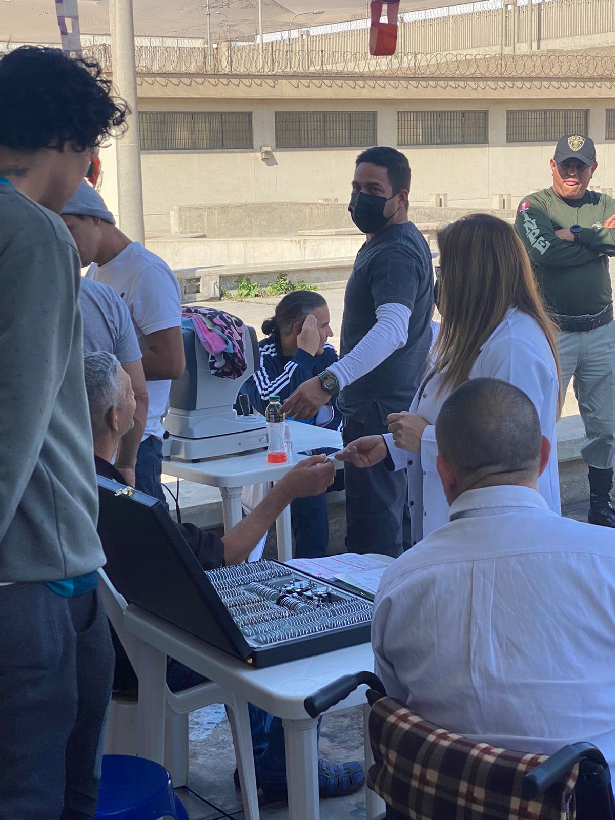 Consulado de Colombia realiza campaña de salud para los connacionales privados de la libertad en Lima 