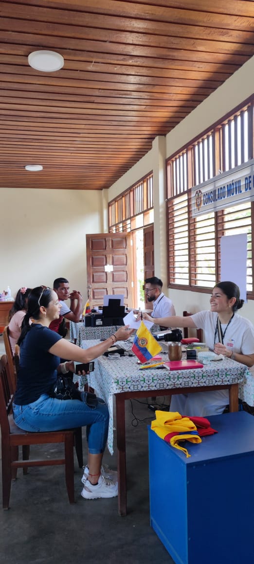 Por primera vez, llega a Puerto Maldonado el Consulado Móvil de Colombia 