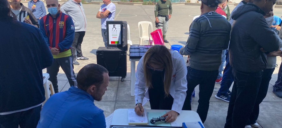 Consulado de Colombia realiza campaña de salud para los connacionales privados de la libertad en Lima 