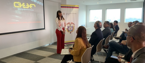 Cónsul de Colombia dialoga con autoridades peruanas sobre los mecanismos para la lucha contra la trata de personas y otros delitos que socavan la integridad humana