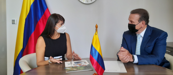 Consulado General de Colombia en Lima suscribe memorando con la Municipalidad  de San Borja